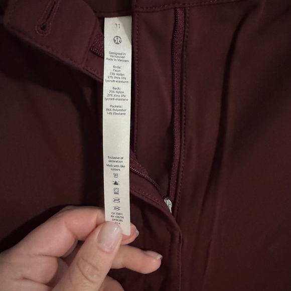 Lululemon City Sleek Slim Fit Pants size 31 - Picture 2 of 3